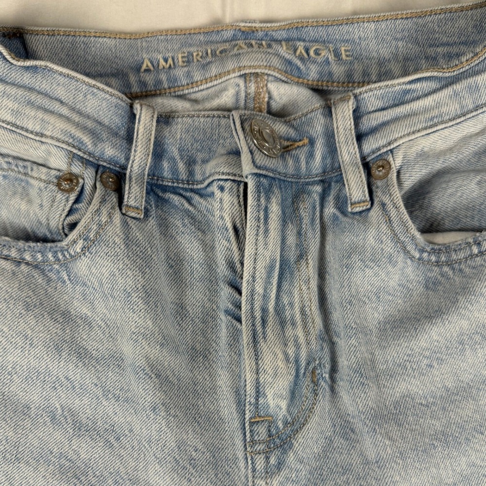 American Eagle 90s Straight Jeans Womens 27 Light Wash High Rise Blue Denim - Picture 4 of 6
